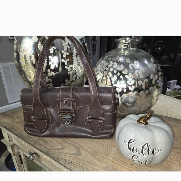 VGUC Authentic Salvatore Ferragamo Shoulder Bag